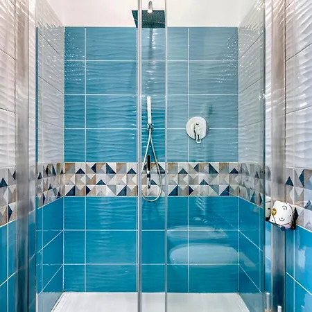 Front Station - Stazione Di *