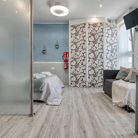 Apartamento Front Station By Different