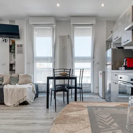 Front Station - Stazione Di