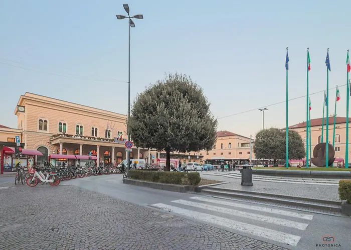 Front Station - Stazione Di * Bolonia