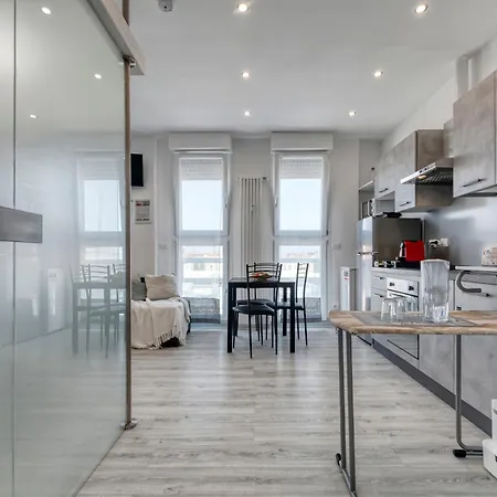 Front Station - Stazione Di